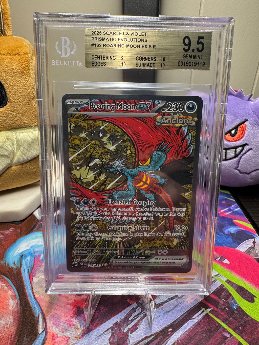Roaring Moon ex #162 Pokemon Prismatic Evolutions SIR